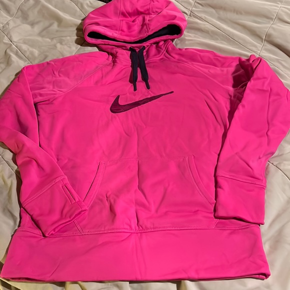 Nike therma fit women’s hoodie size large - Picture 1 of 5
